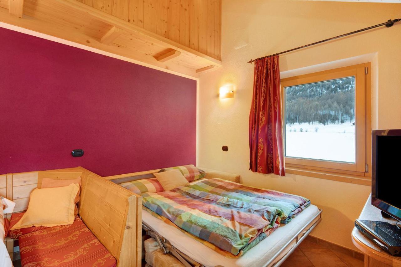 Appartement Rosso Al Bait Da Giulio à Livigno Extérieur photo