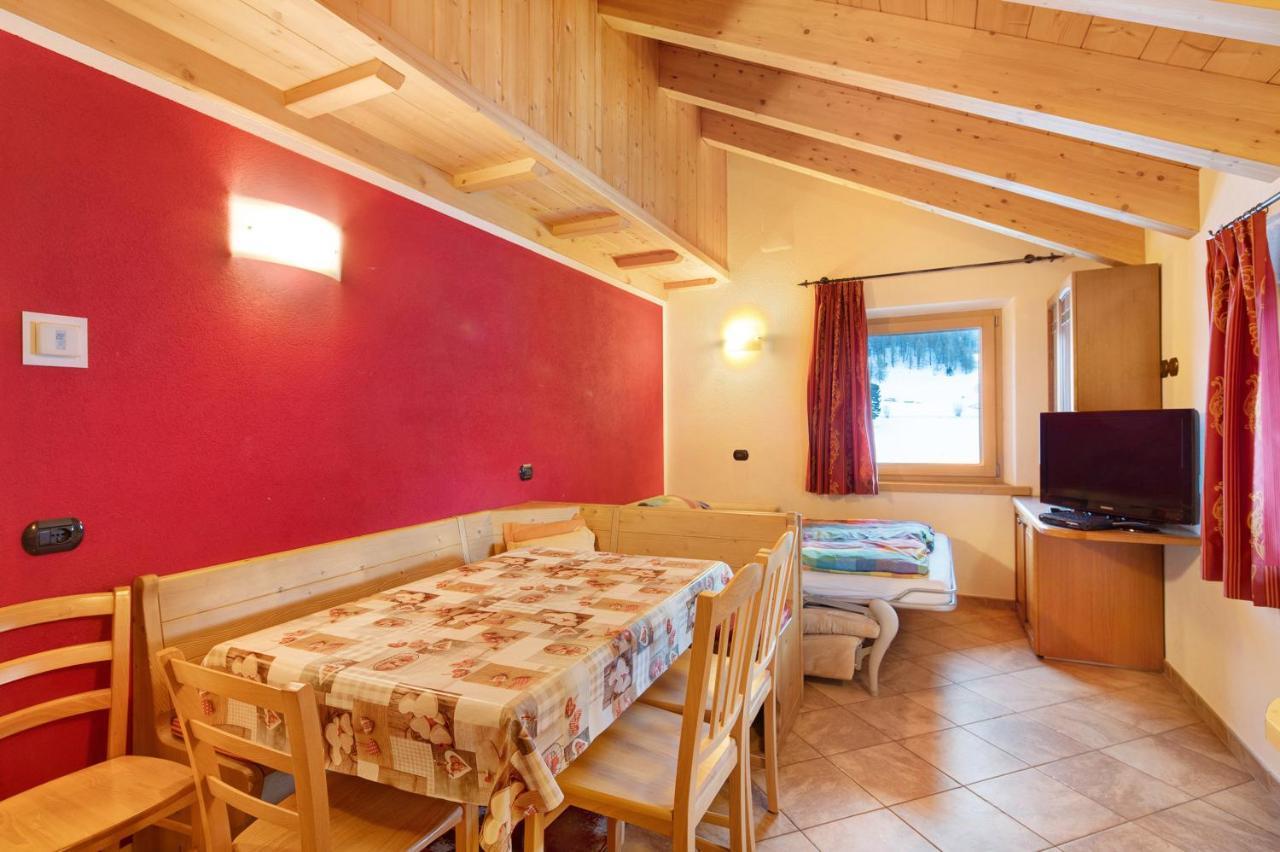 Appartement Rosso Al Bait Da Giulio à Livigno Extérieur photo