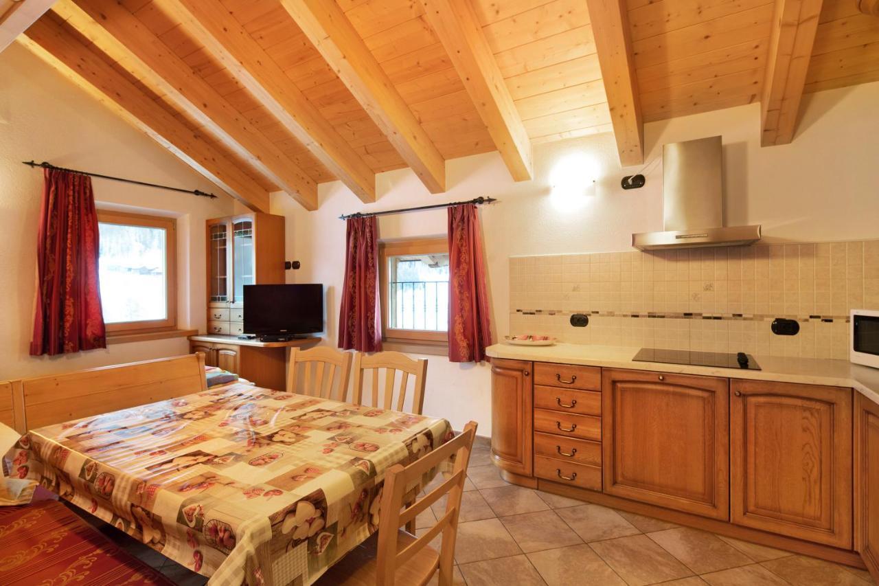 Appartement Rosso Al Bait Da Giulio à Livigno Extérieur photo